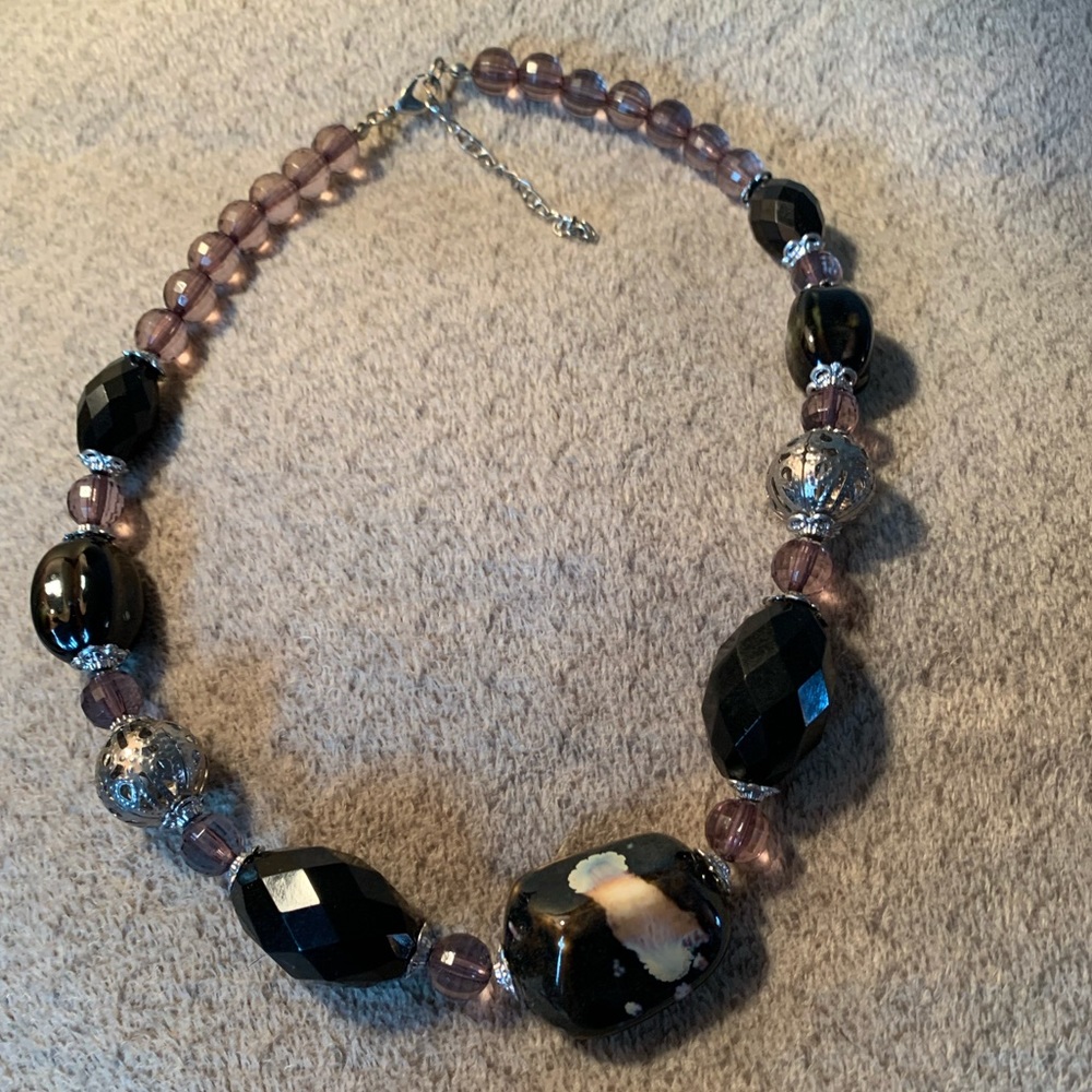 Women’s Black Stone Bead Statement Necklace